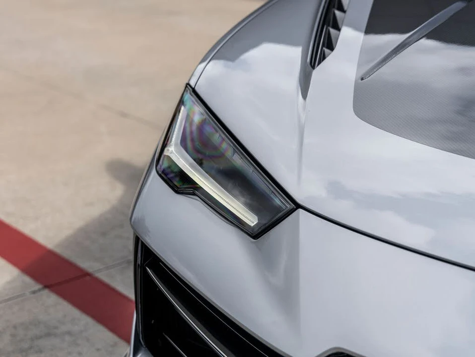 2024 Lamborghini Urus Performante - Image 26 of 31