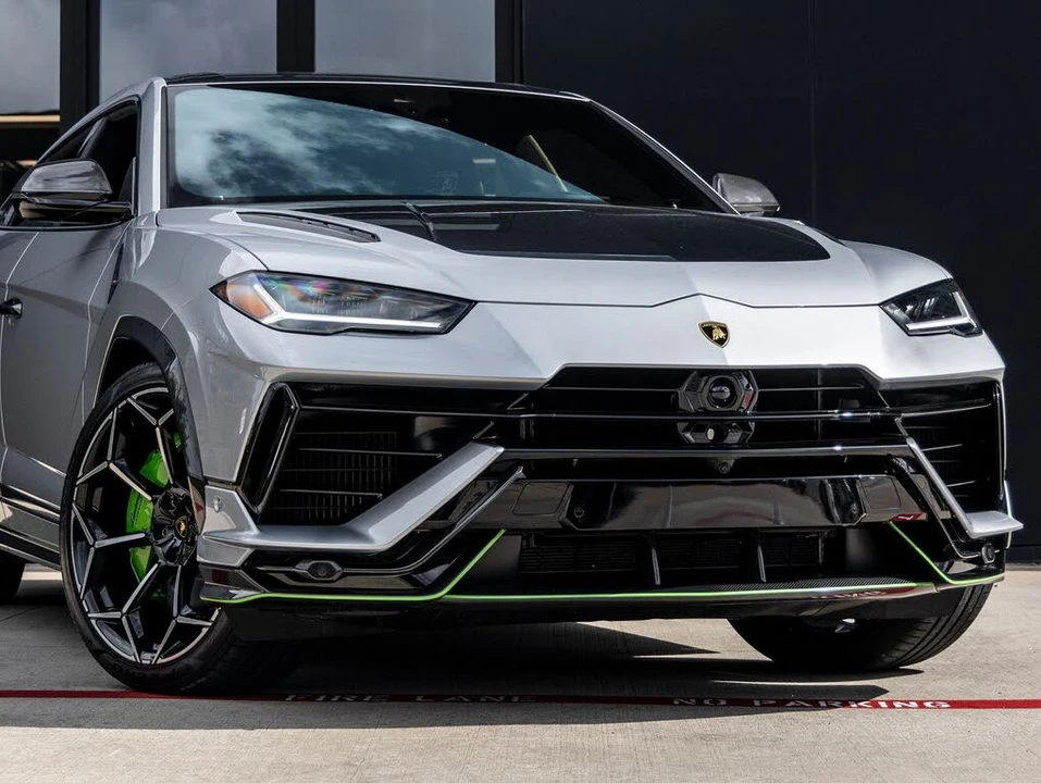 2024 Lamborghini Urus Performante - Image 5 of 31