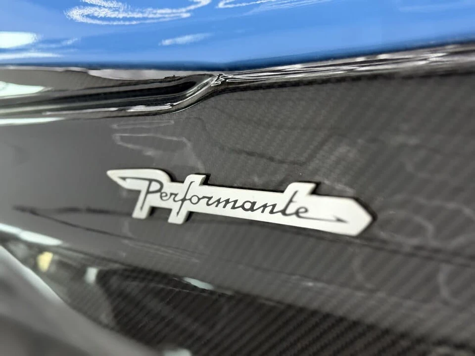 2024 Lamborghini Urus Performante - Image 7 of 31