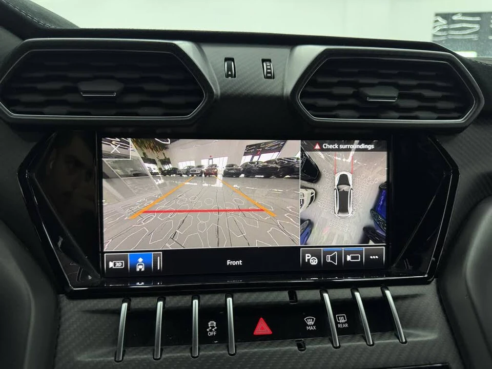 2024 Lamborghini Urus Performante - Image 31 of 31