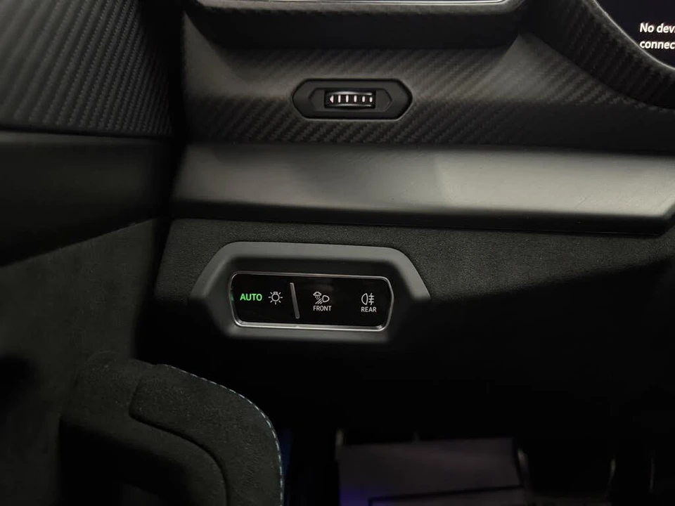 2024 Lamborghini Urus Performante - Image 25 of 31