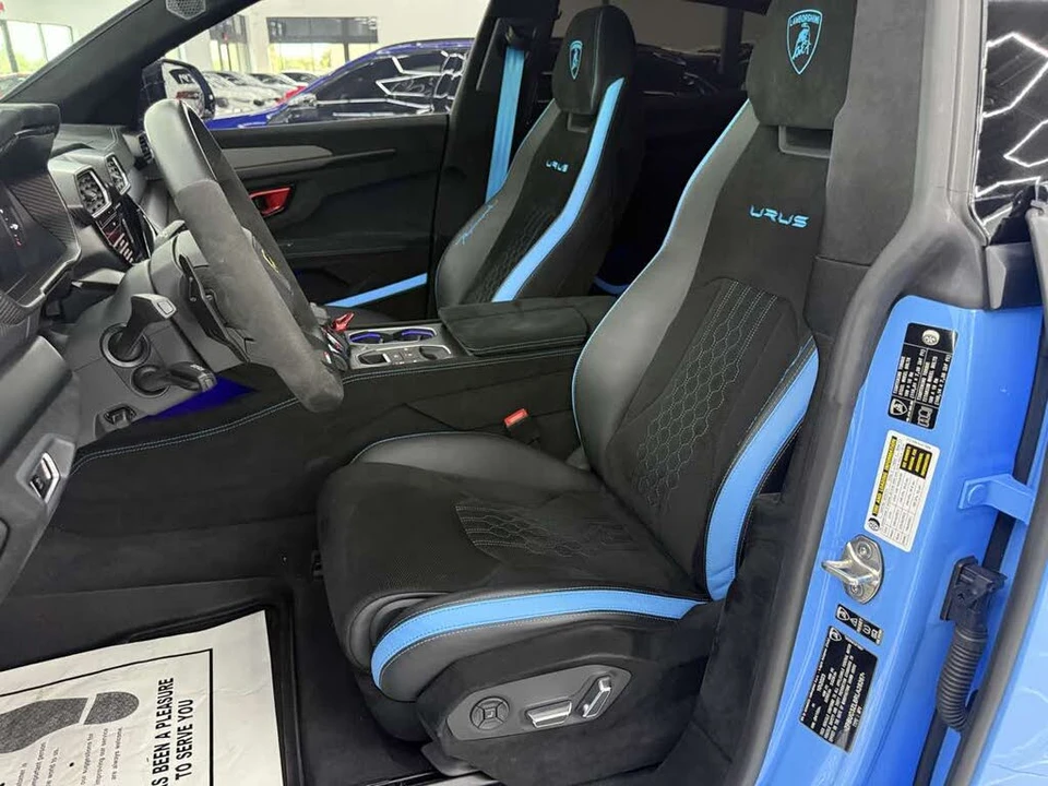 2024 Lamborghini Urus Performante - Image 15 of 31