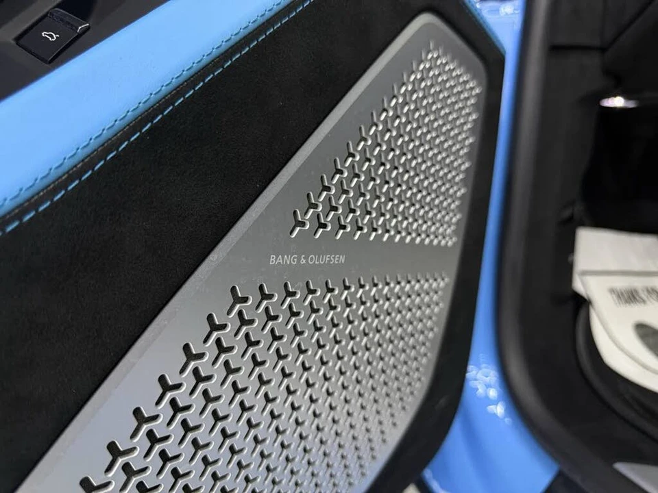 2024 Lamborghini Urus Performante - Image 24 of 31