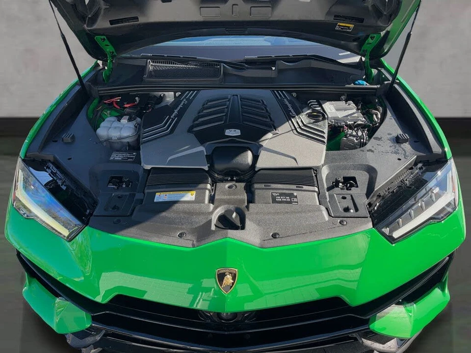 2024 Lamborghini Urus Performante - Image 23 of 24