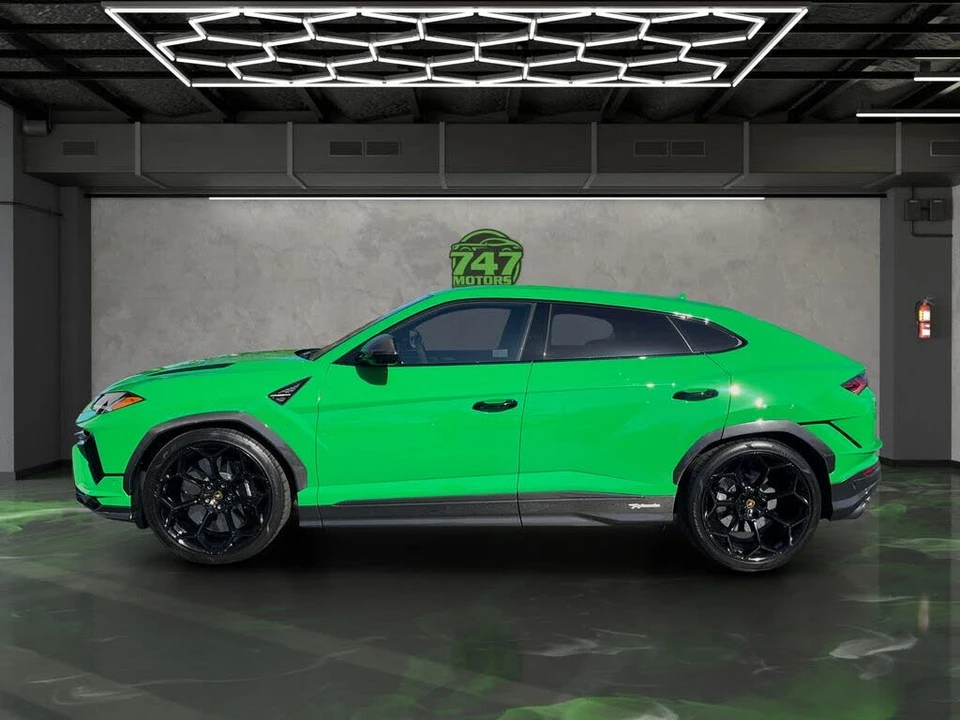 2024 Lamborghini Urus Performante - Image 2 of 24