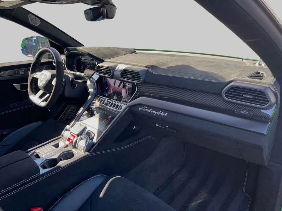 2024 Lamborghini Urus Performante - Image 14 of 24