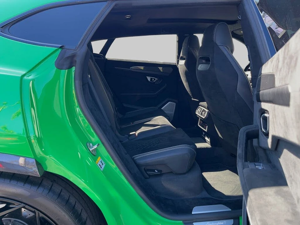 2024 Lamborghini Urus Performante - Image 12 of 24
