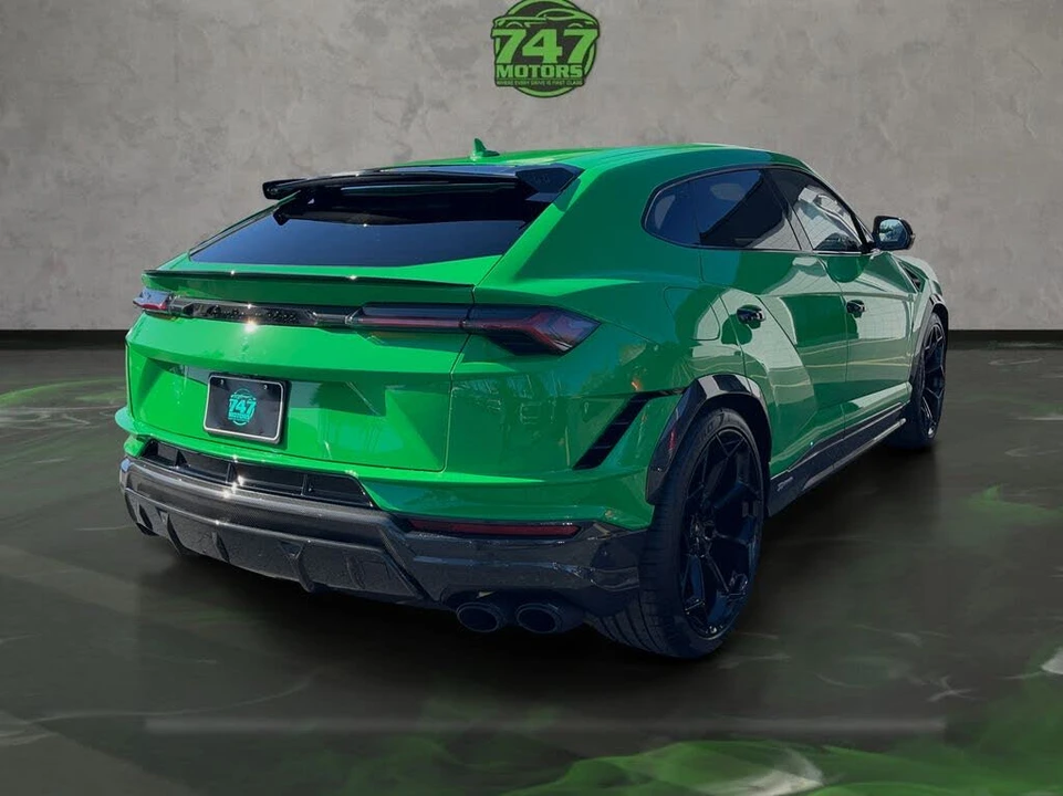 2024 Lamborghini Urus Performante - Image 5 of 24