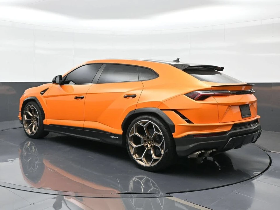 2024 Lamborghini Urus Performante - Image 2 of 7