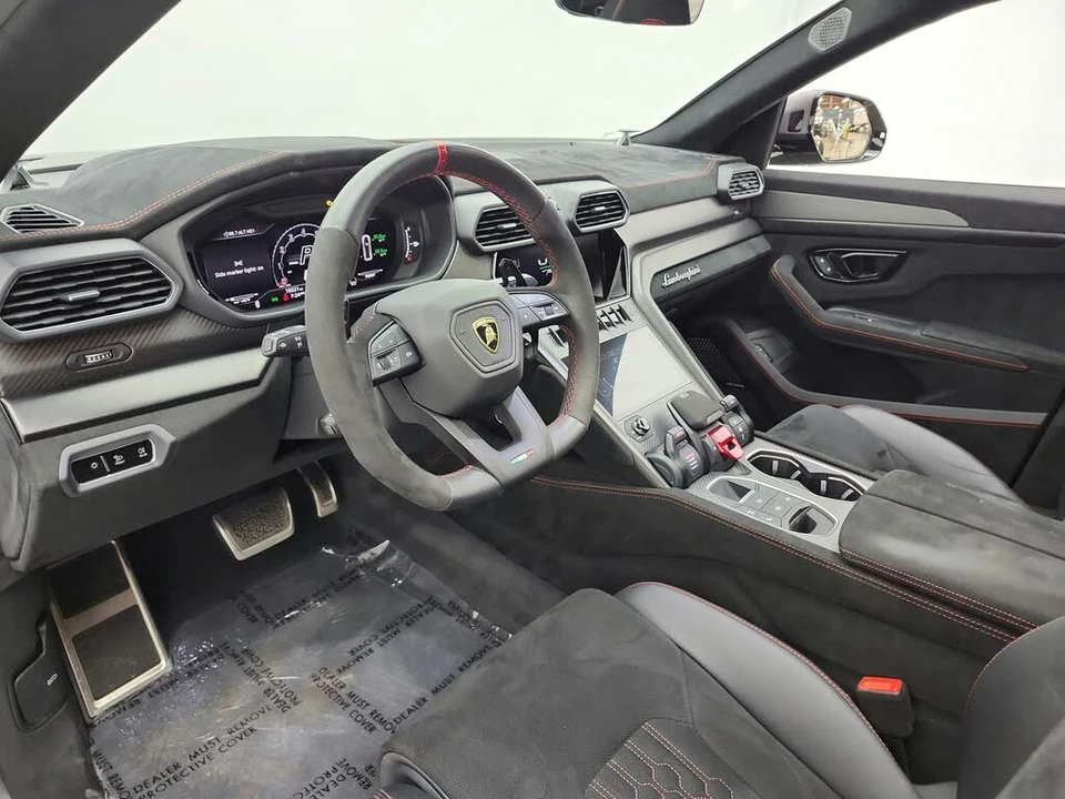 2024 Lamborghini Urus Performante - Image 12 of 29