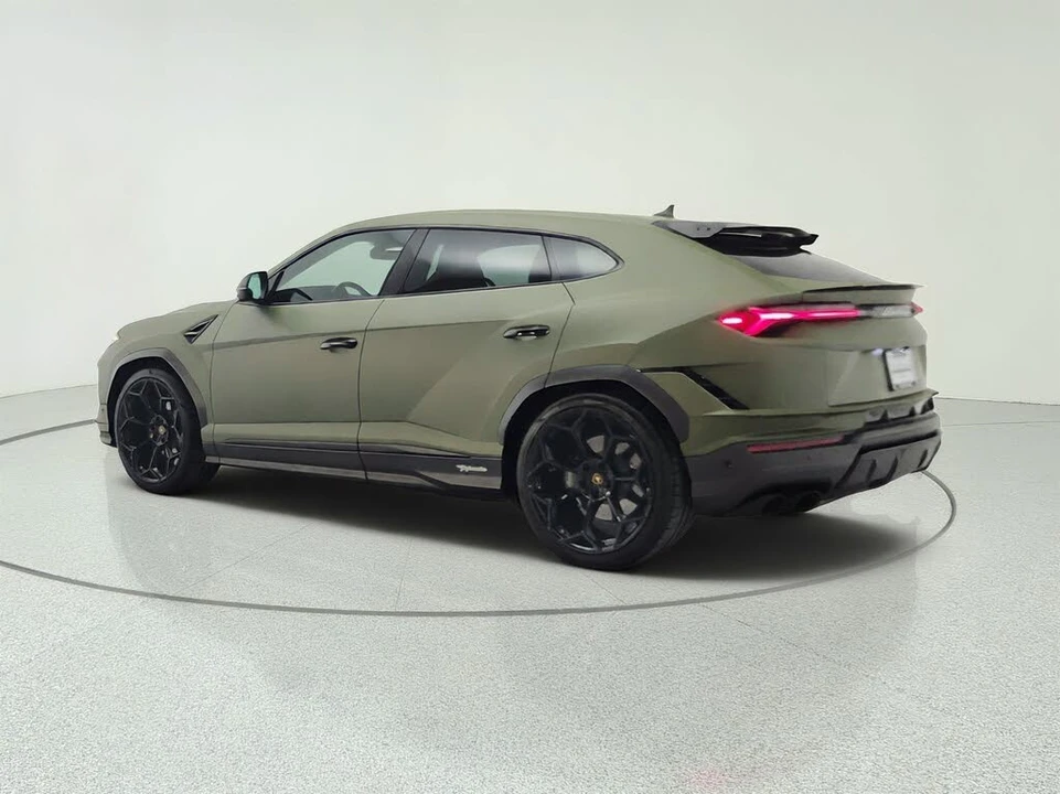 2024 Lamborghini Urus Performante - Image 7 of 29