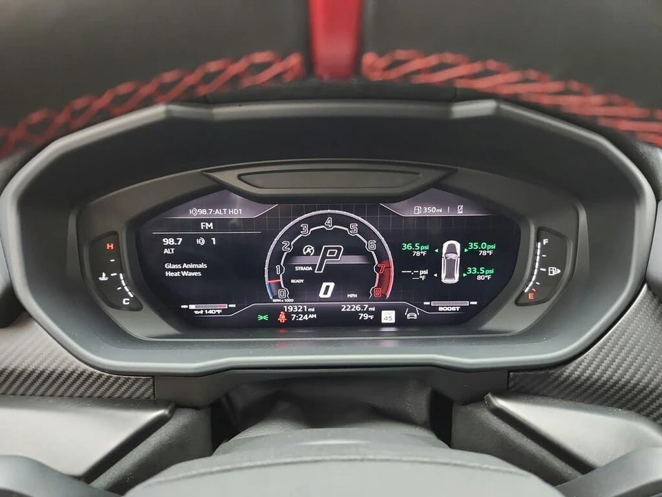 2024 Lamborghini Urus Performante - Image 9 of 29