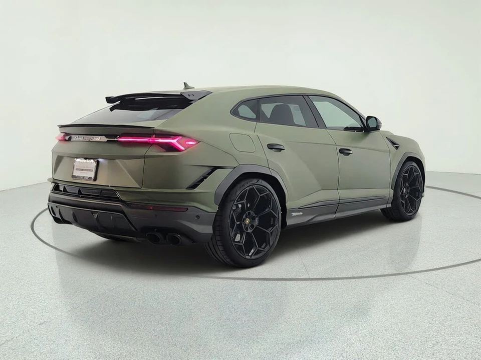 2024 Lamborghini Urus Performante - Image 5 of 29