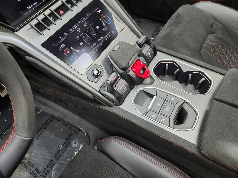 2024 Lamborghini Urus Performante - Image 11 of 29