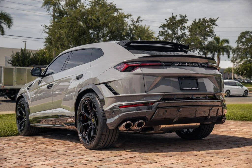 2024 Lamborghini Urus Performante - Image 4 of 31