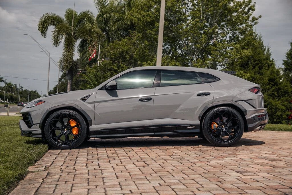 2024 Lamborghini Urus Performante - Image 3 of 31