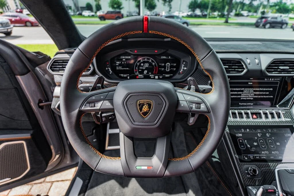 2024 Lamborghini Urus Performante - Image 26 of 31