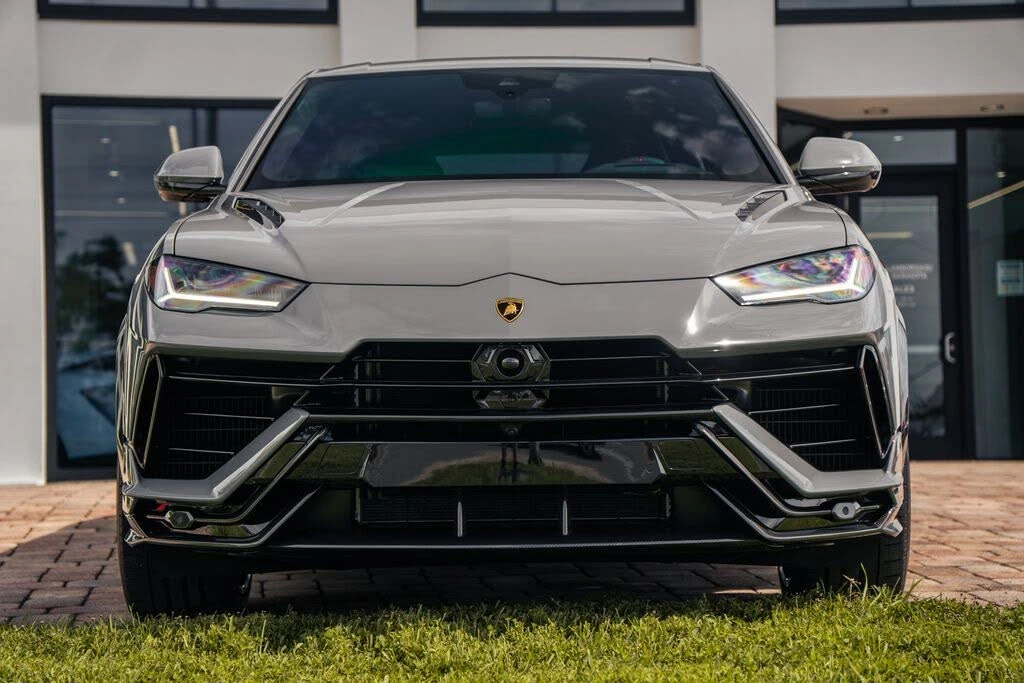 2024 Lamborghini Urus Performante - Image 9 of 31