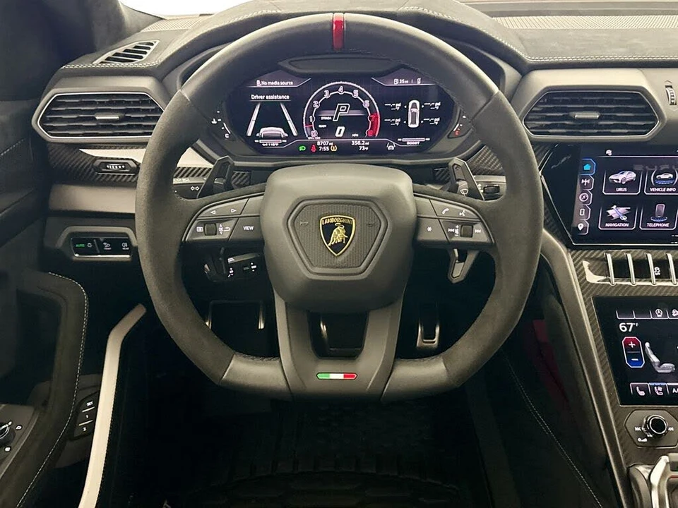 2024 Lamborghini Urus Performante - Image 11 of 31