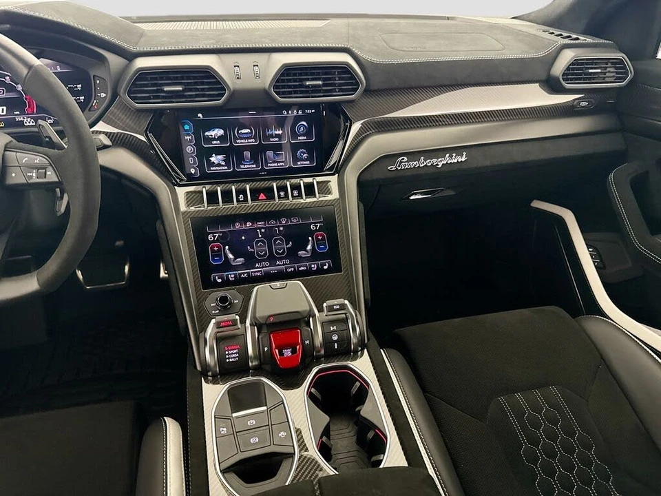 2024 Lamborghini Urus Performante - Image 24 of 31