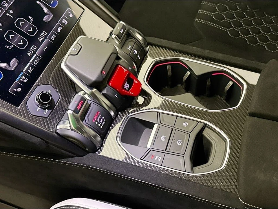 2024 Lamborghini Urus Performante - Image 17 of 31
