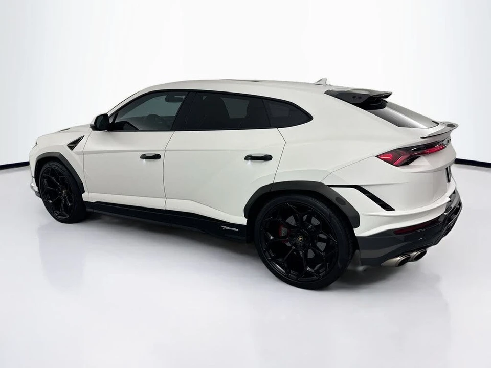2024 Lamborghini Urus Performante - Image 7 of 31