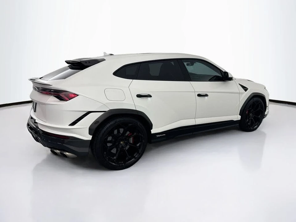 2024 Lamborghini Urus Performante - Image 5 of 31