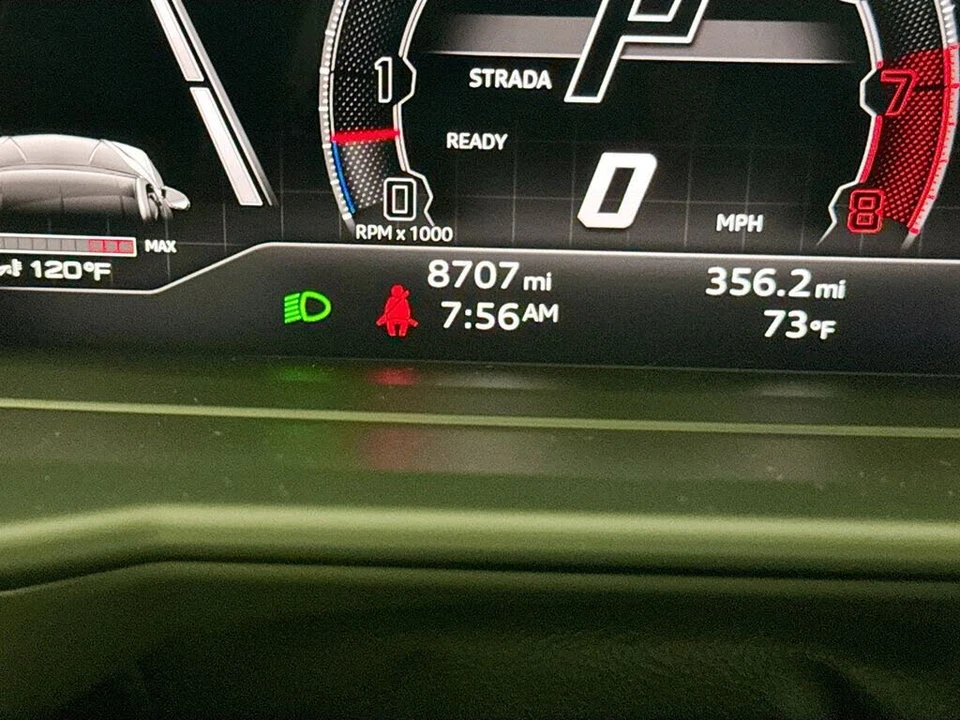 2024 Lamborghini Urus Performante - Image 12 of 31