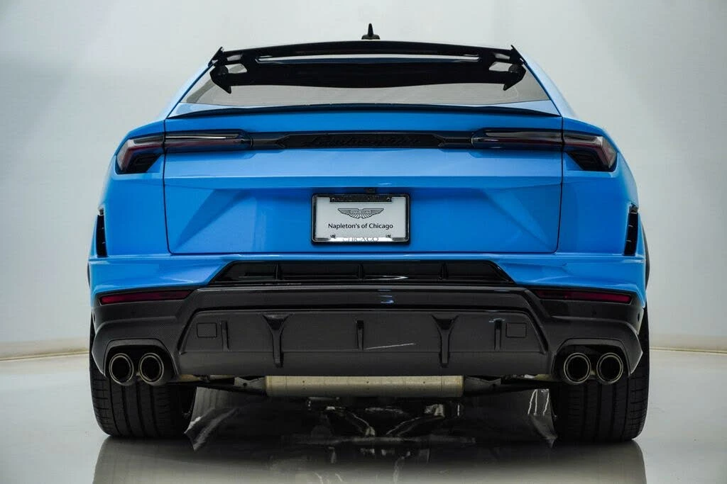 2024 Lamborghini Urus Performante - Image 9 of 31