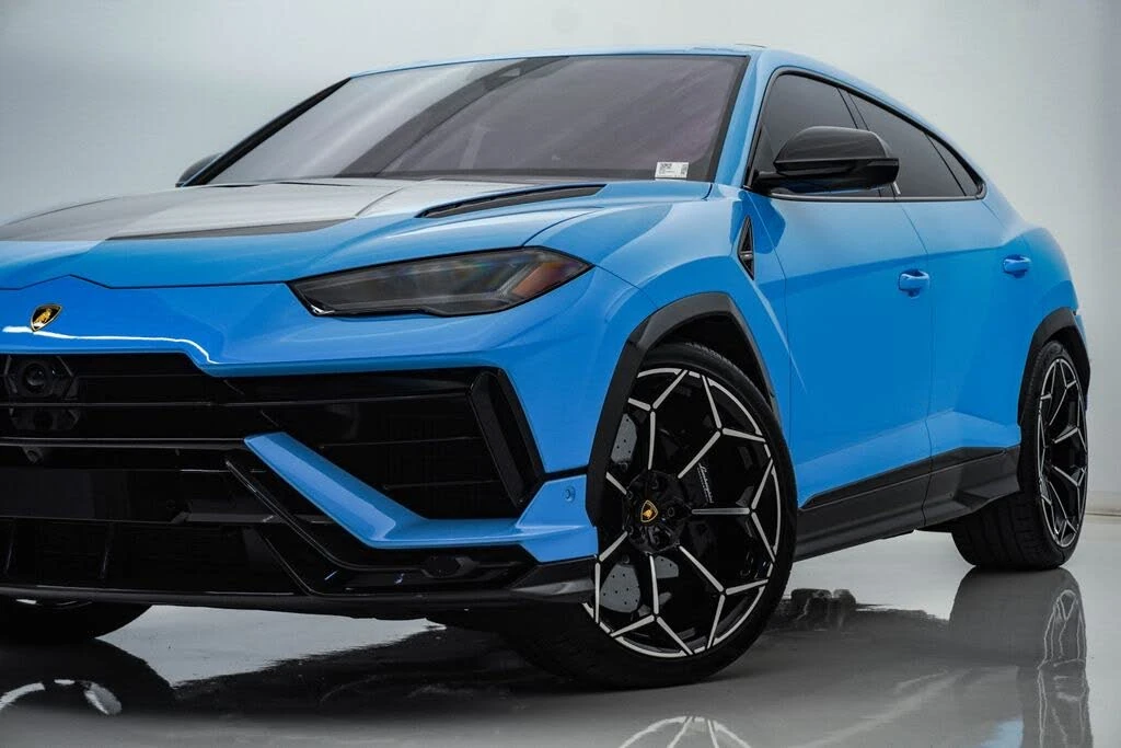2024 Lamborghini Urus Performante - Image 2 of 31