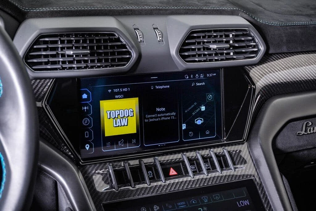 2024 Lamborghini Urus Performante - Image 28 of 31