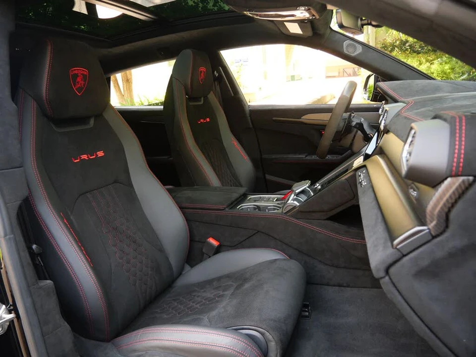 2024 Lamborghini Urus Performante - Image 8 of 31