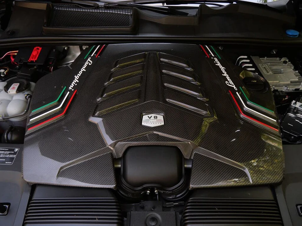 2024 Lamborghini Urus Performante - Image 23 of 31