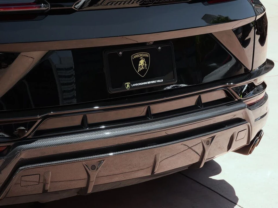 2024 Lamborghini Urus Performante - Image 24 of 31