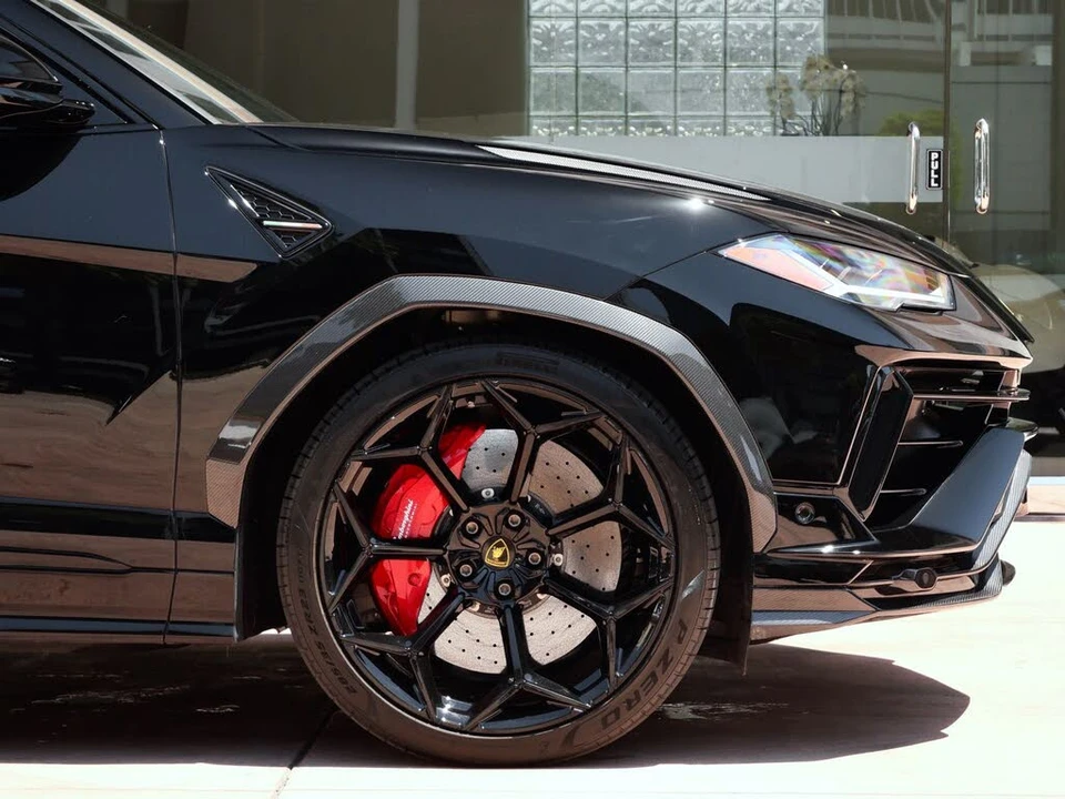 2024 Lamborghini Urus Performante - Image 9 of 31