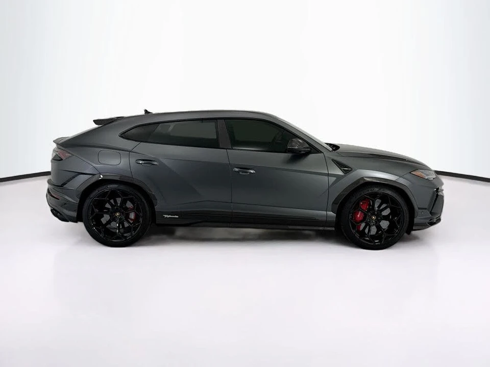 2024 Lamborghini Urus Performante - Image 4 of 31