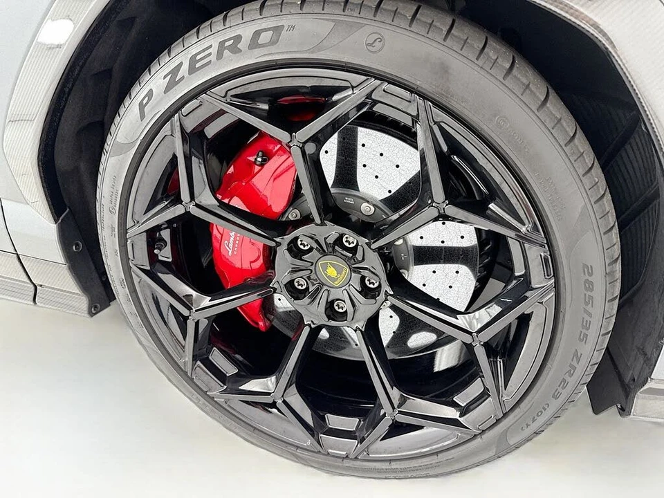 2024 Lamborghini Urus Performante - Image 31 of 31