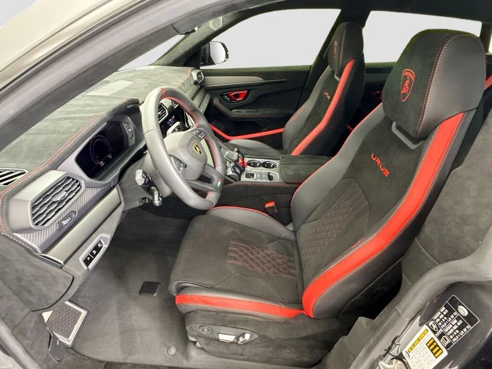 2024 Lamborghini Urus Performante - Image 18 of 31