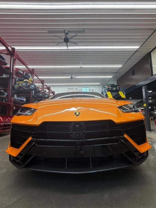 2024 Lamborghini Urus Performante - Image 4 of 31