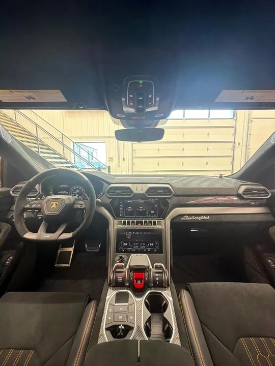 2024 Lamborghini Urus Performante - Image 11 of 31