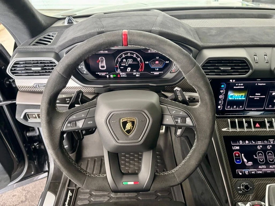 2024 Lamborghini Urus Performante - Image 13 of 31