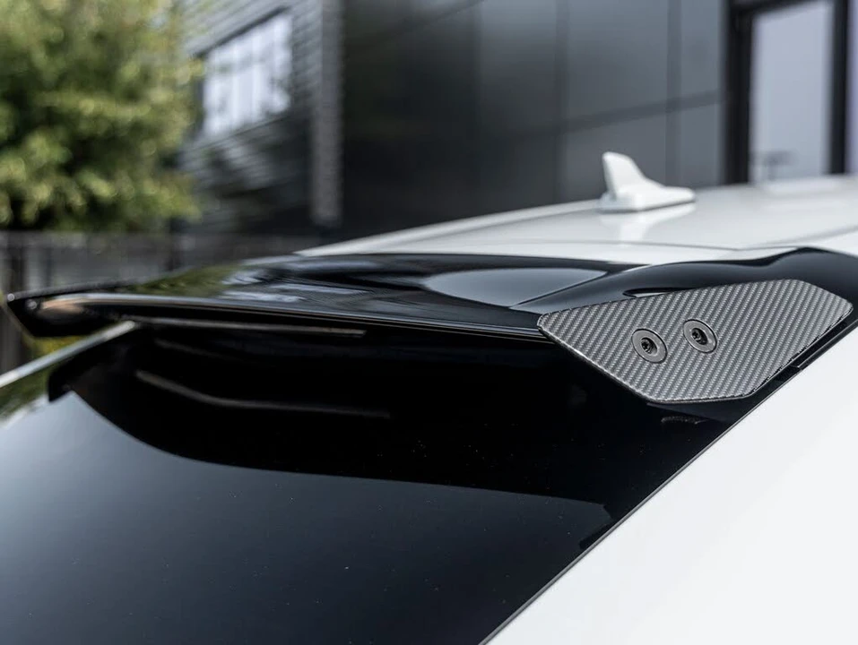 2024 Lamborghini Urus Performante - Image 12 of 31