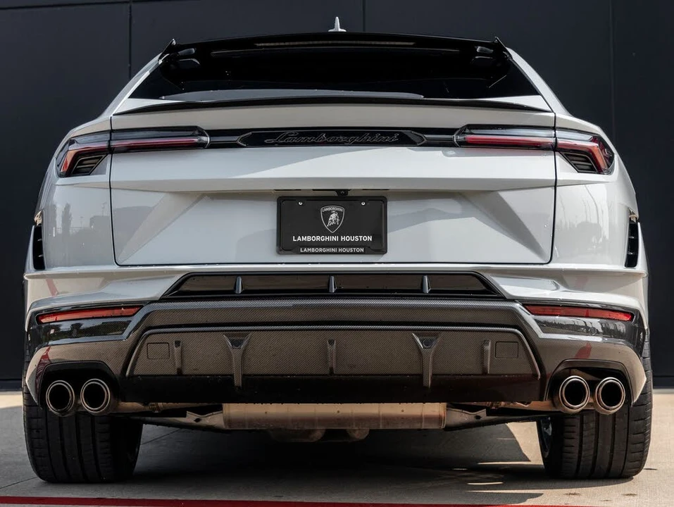 2024 Lamborghini Urus Performante - Image 7 of 31