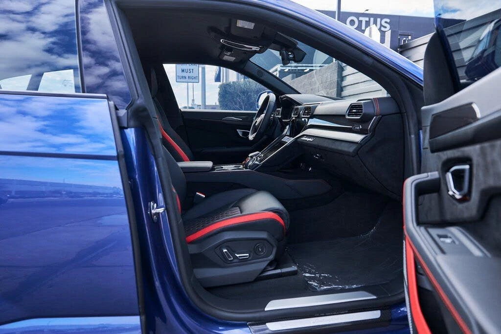 2024 Lamborghini Urus Performante - Image 31 of 31