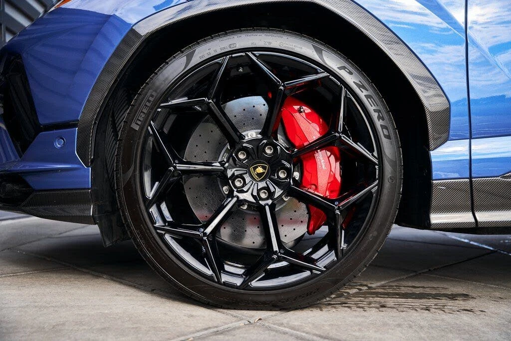 2024 Lamborghini Urus Performante - Image 3 of 31