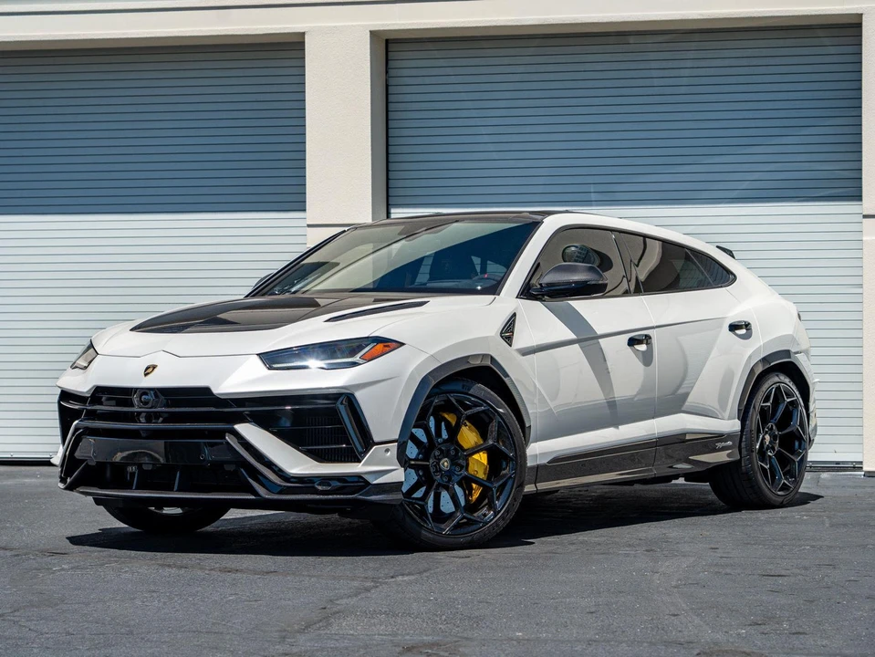 2024 Lamborghini Urus Performante - Image 3 of 31