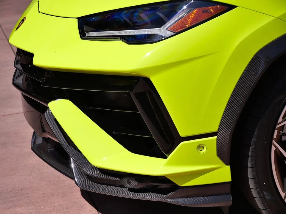 2024 Lamborghini Urus Performante - Image 12 of 31