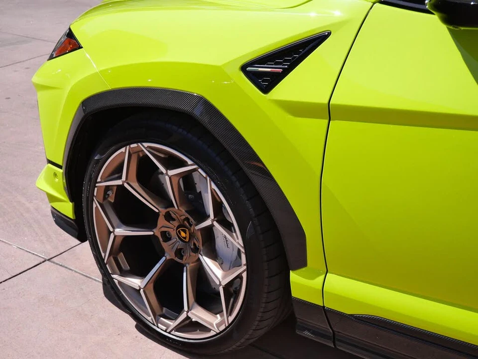2024 Lamborghini Urus Performante - Image 14 of 31