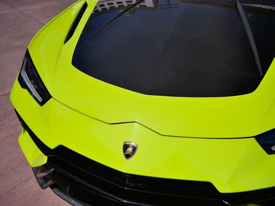 2024 Lamborghini Urus Performante - Image 17 of 31