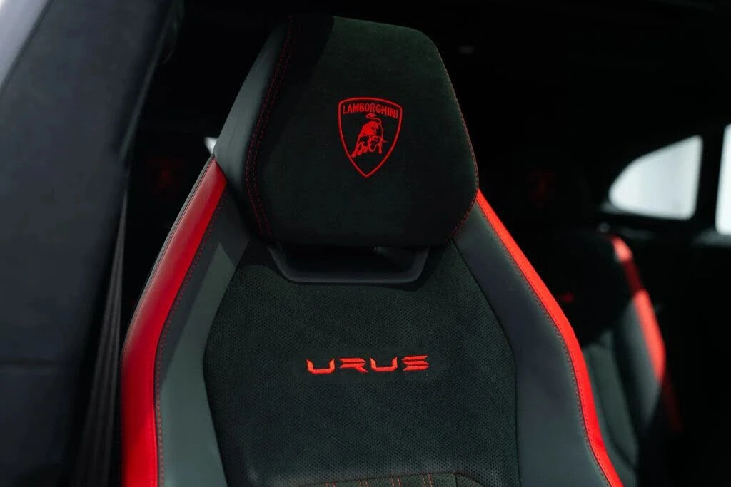 2024 Lamborghini Urus Performante - Image 28 of 31